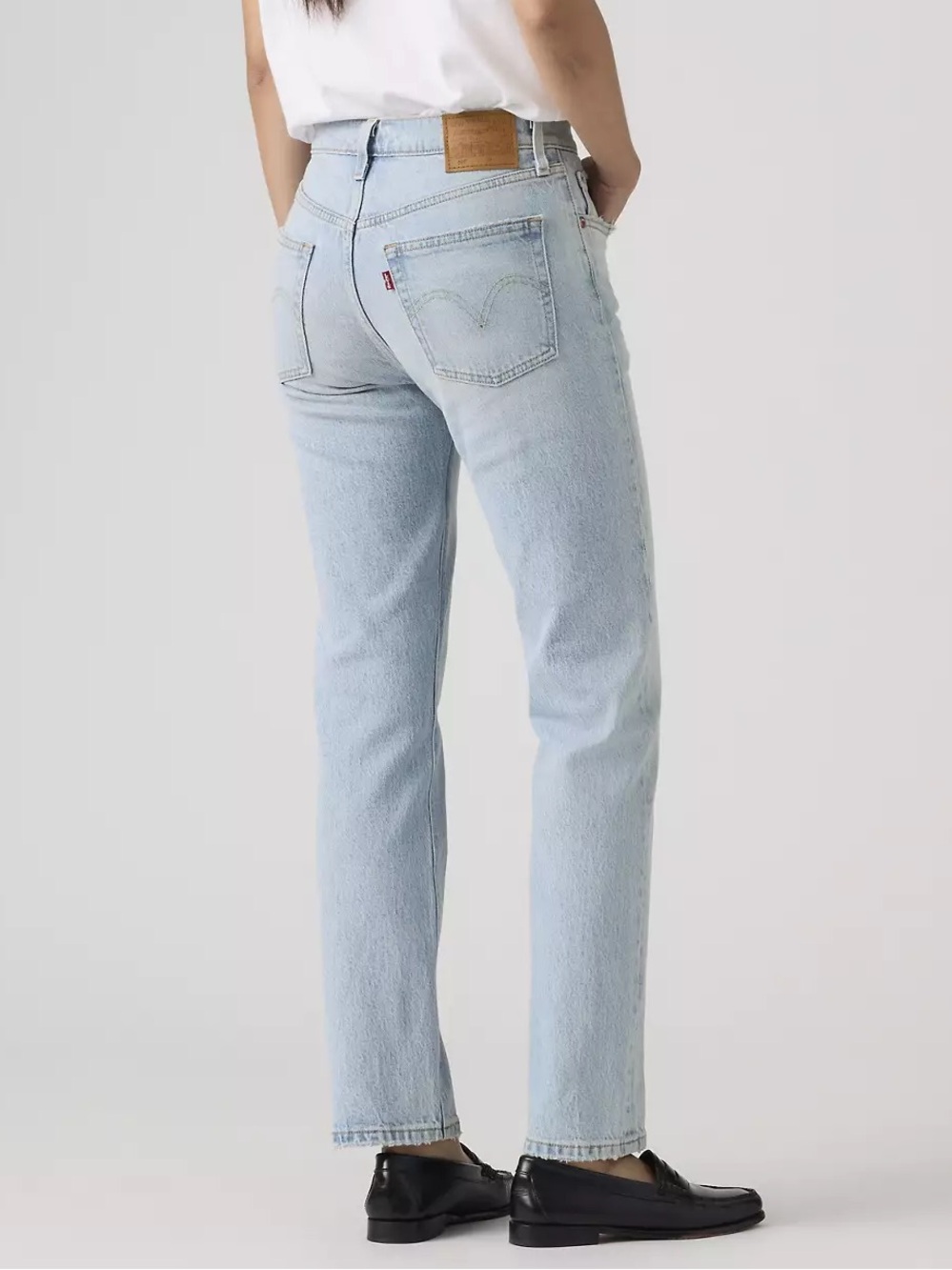 Levi's 501 Straight Leg Women's Jeans